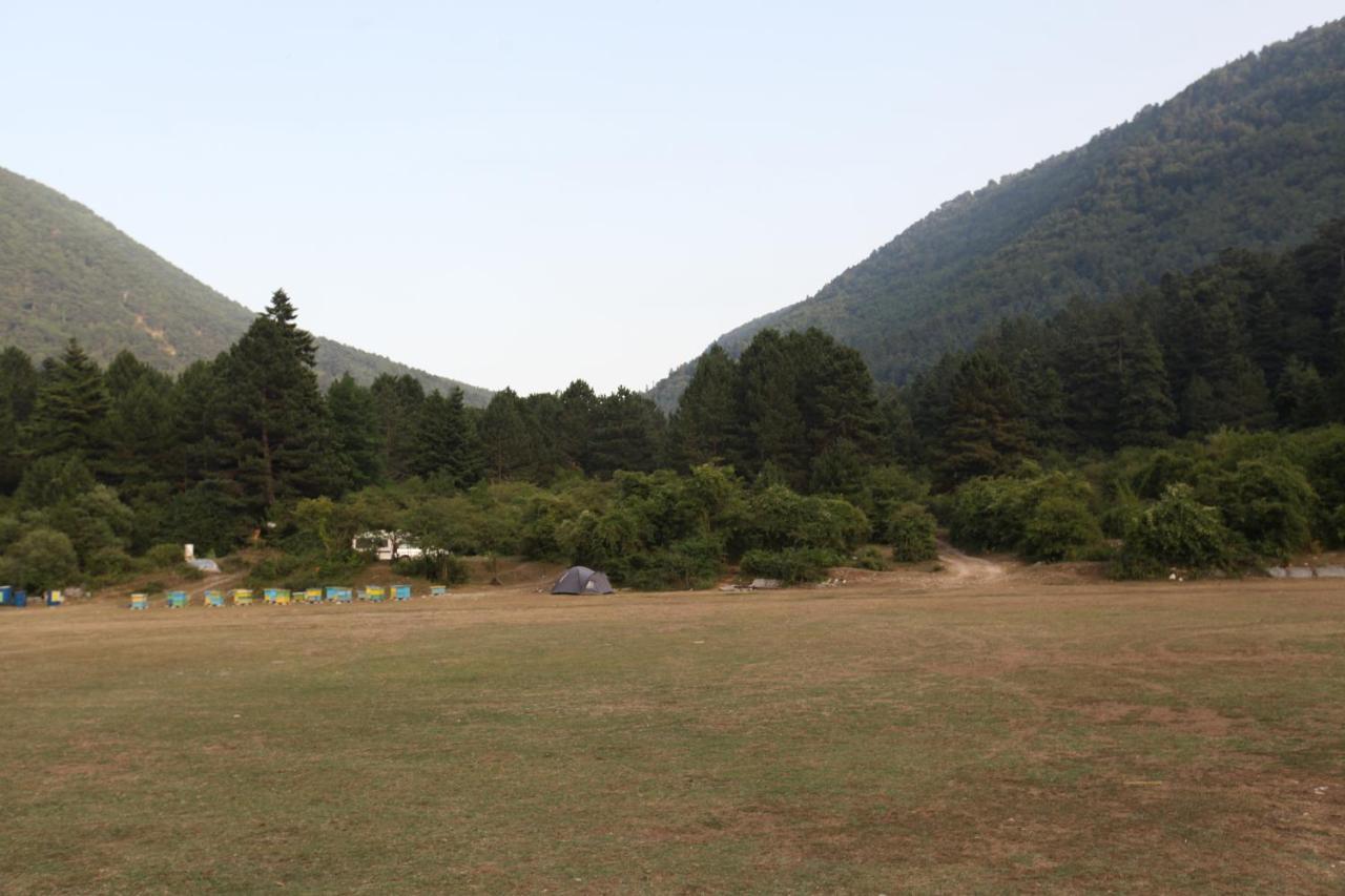 Hamiti Camping Center Dukat Esterno foto