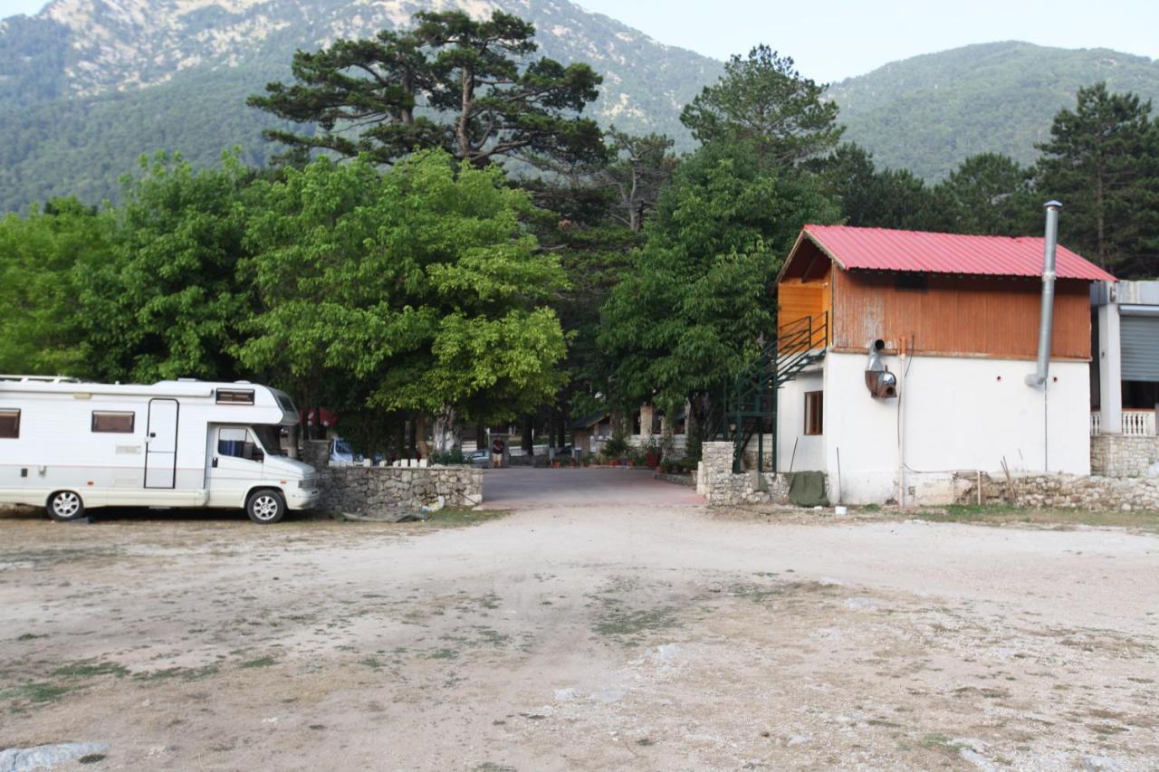 Hamiti Camping Center Dukat Esterno foto